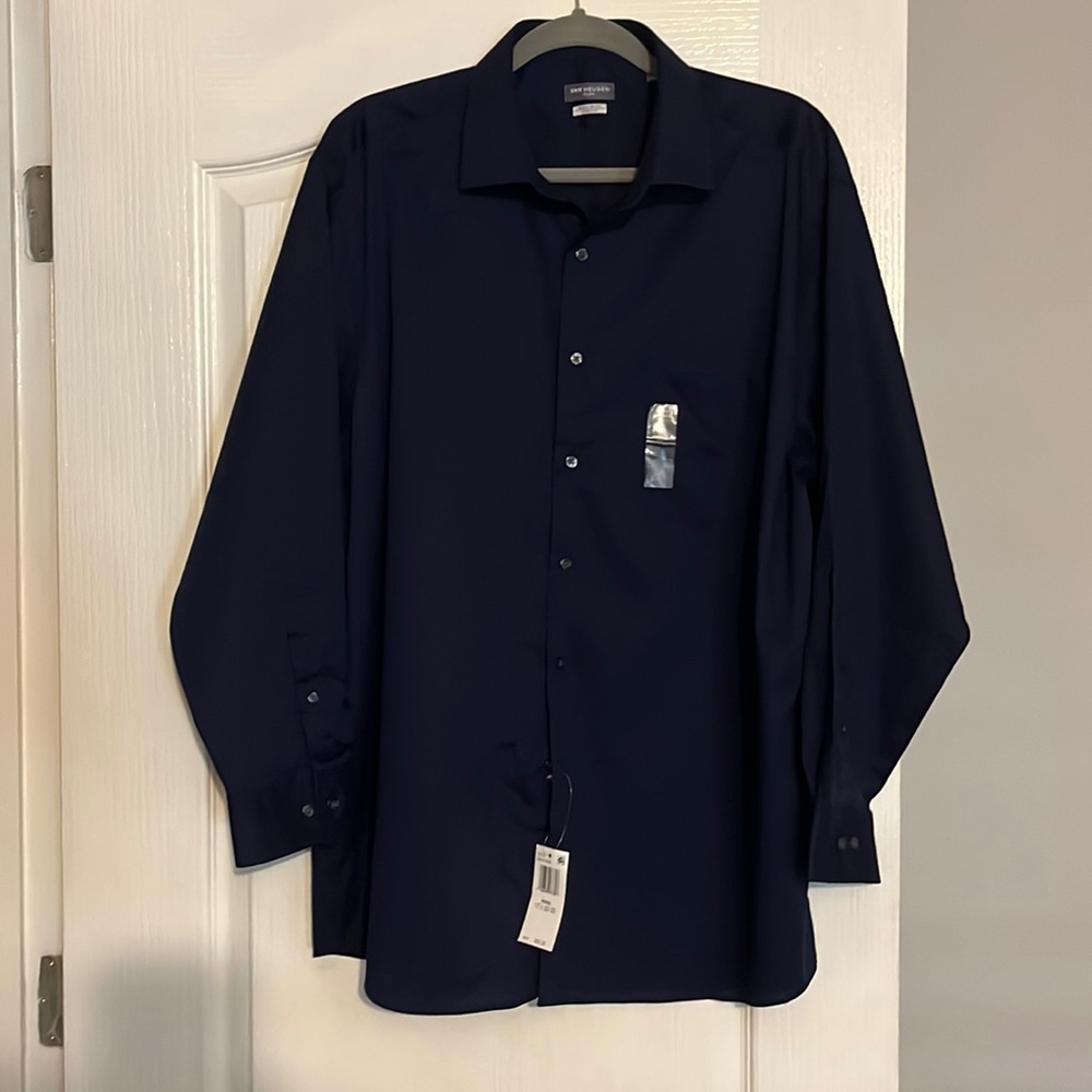 Men’s NWT long sleeve Navy shirt